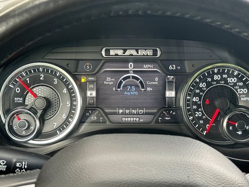 Used 2019 RAM 1500 Big Horn image 19