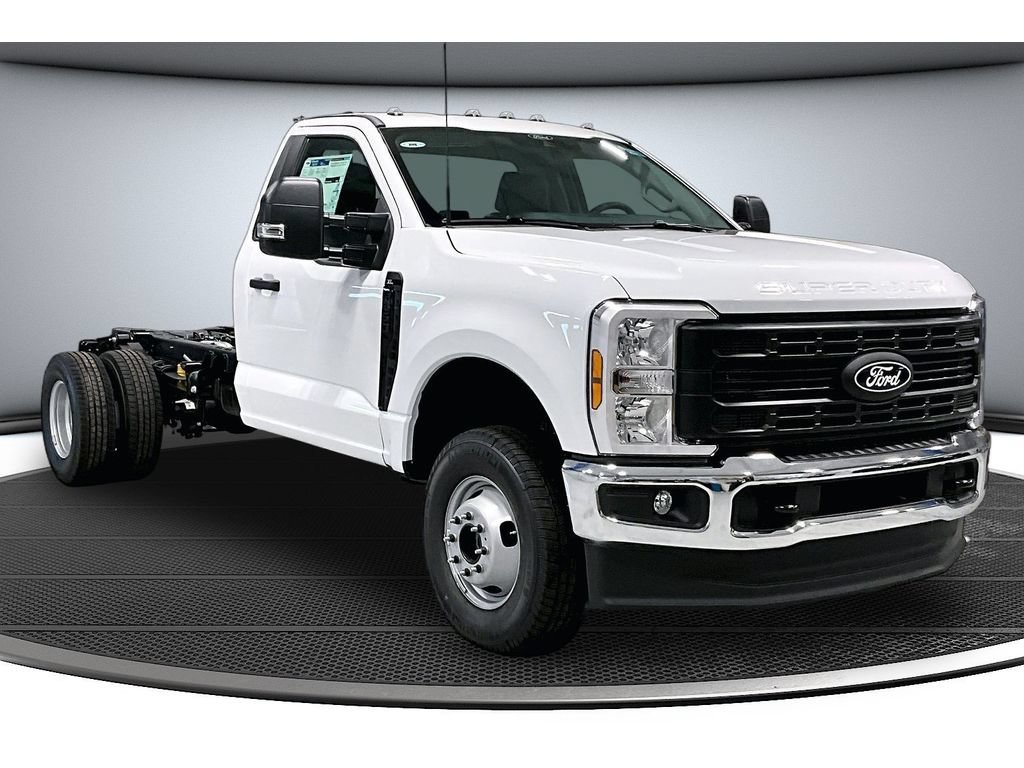 New 2027 Ford F350 XL w/ XL Chrome Package AWD/4WD image 2