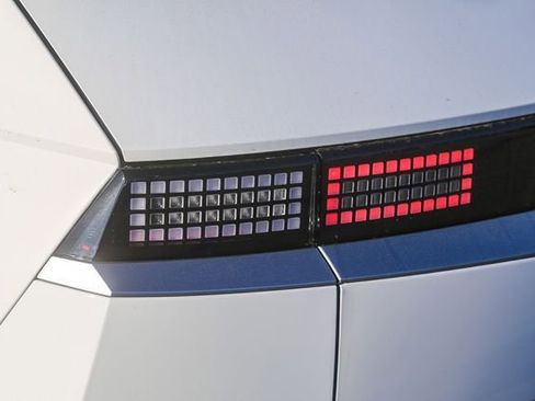 New 2026 Hyundai Ioniq 5 SEL image 10