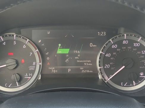 Used 2023 Toyota Highlander XSE image 27