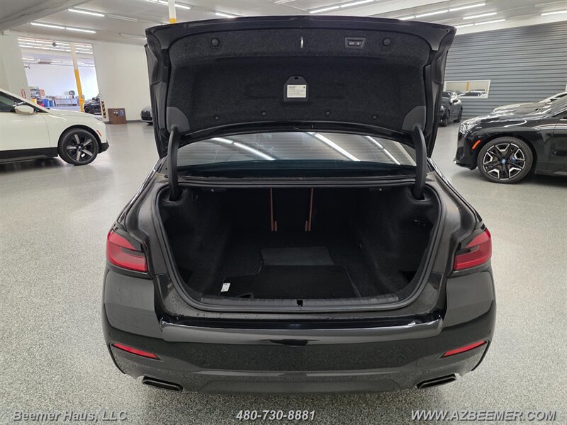 Used 2023 BMW 530i w/ M Sport Package RWD image 8