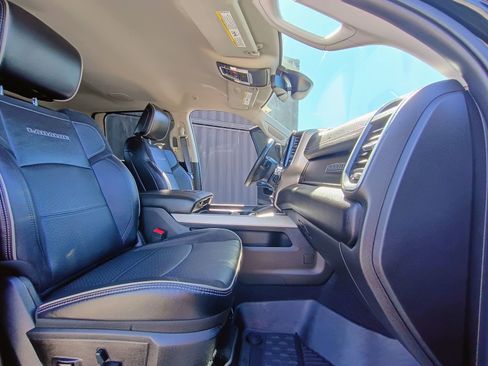 Used 2024 RAM 3500 Laramie image 30