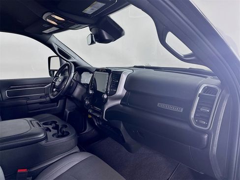 Used 2024 RAM 2500 Big Horn w/ Safety Group image 32