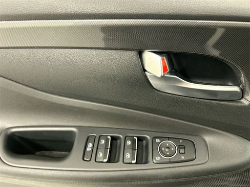 Used 2023 Hyundai Santa Fe SEL image 11