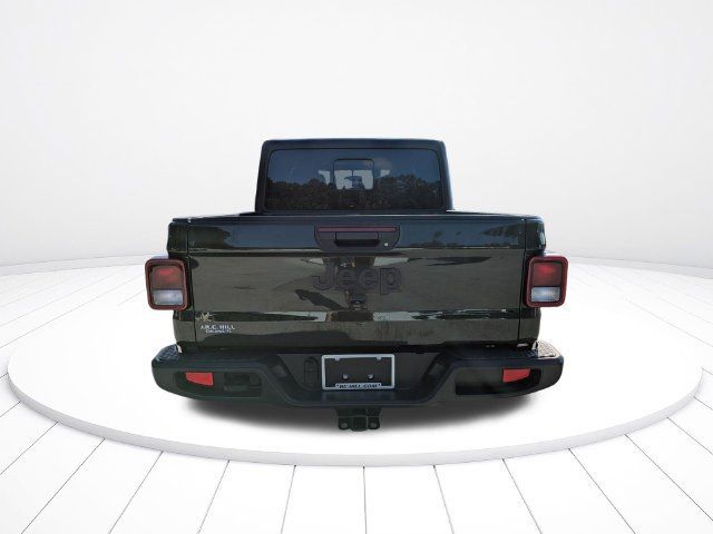 Used 2023 Jeep Gladiator Sport AWD/4WD image 5
