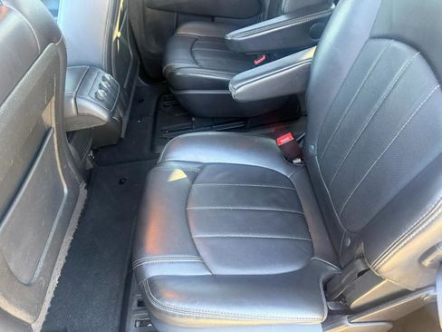 Used 2015 Buick Enclave Leather image 18