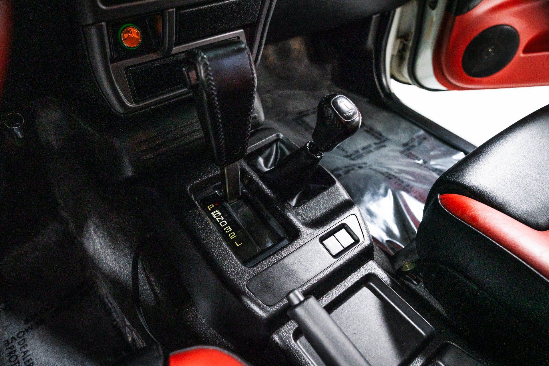 Used 1999 Isuzu VehiCROSS AWD/4WD image 25