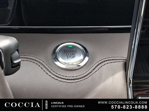 Certified 2022 Lincoln Navigator Black Label AWD/4WD image 25