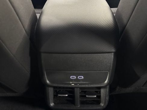 Used 2025 Chevrolet Equinox LT AWD/4WD image 27