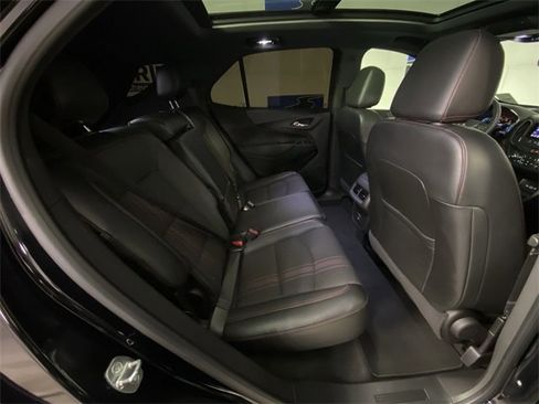 Used 2023 Chevrolet Equinox RS image 33