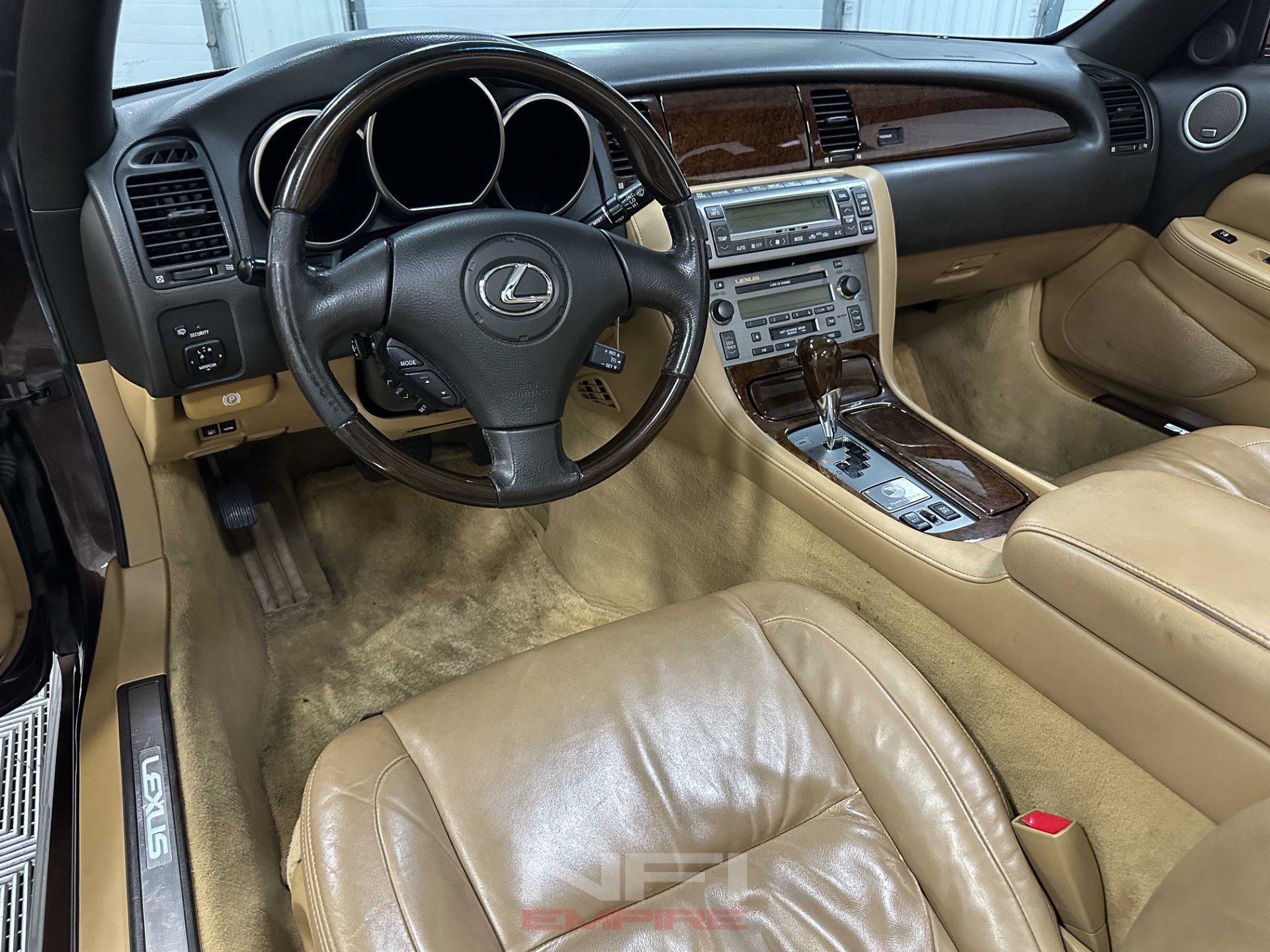 Used 2006 Lexus SC 430 Convertible RWD image 24