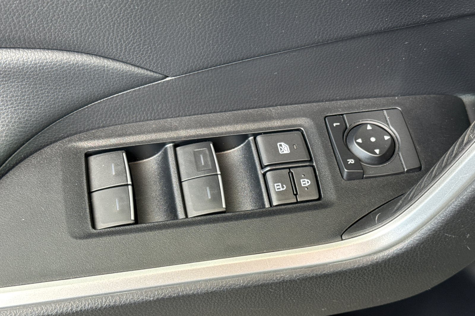 Certified 2023 Toyota RAV4 XLE Premium FWD image 15