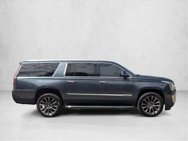 Used 2020 Cadillac Escalade ESV Luxury RWD image 4