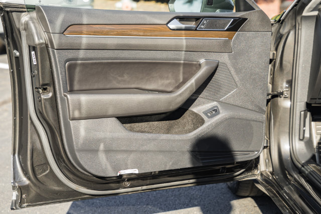 Used 2019 Volkswagen Arteon SEL FWD image 32
