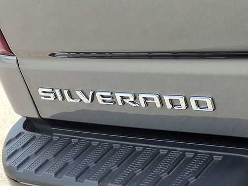 Used 2020 Chevrolet Silverado 1500 Custom Trail Boss w/ Custom Convenience Package AWD/4WD image 34