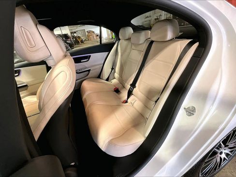 Used 2023 Mercedes-Benz C 300 4MATIC Sedan image 21