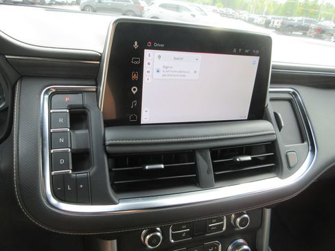 Used 2023 GMC Yukon XL SLT AWD/4WD image 33