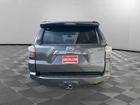 Used 2019 Toyota 4Runner SR5 AWD/4WD image 5