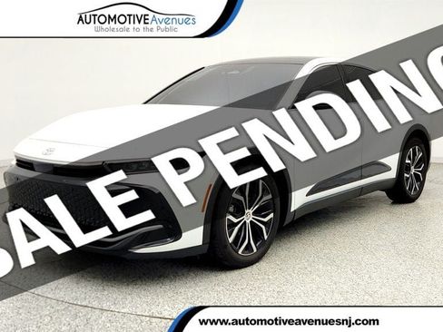 Used 2024 Toyota Crown AWD/4WD image 1