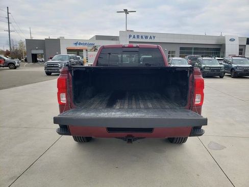 Used 2017 Chevrolet Silverado 1500 LTZ Z71 w/ LTZ Plus Package image 7