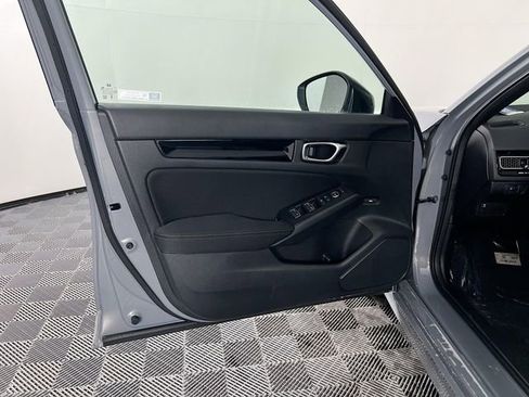 Certified 2025 Honda Civic Sport image 18