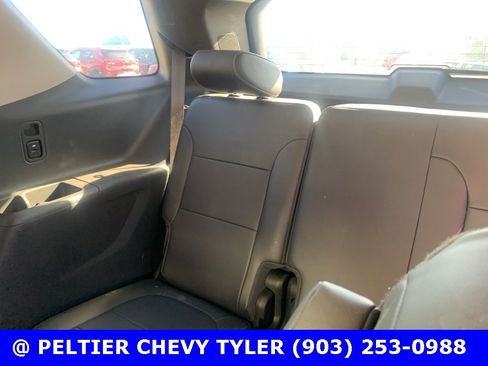 Used 2021 Chevrolet Traverse Premier w/ Redline Edition image 10