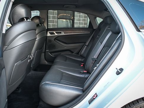 Used 2015 Hyundai Genesis 3.8 w/ Option Group 03 AWD/4WD image 11