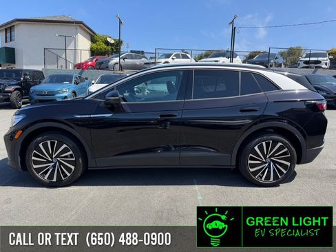 Used 2023 Volkswagen ID.4 Pro S Plus AWD/4WD image 8
