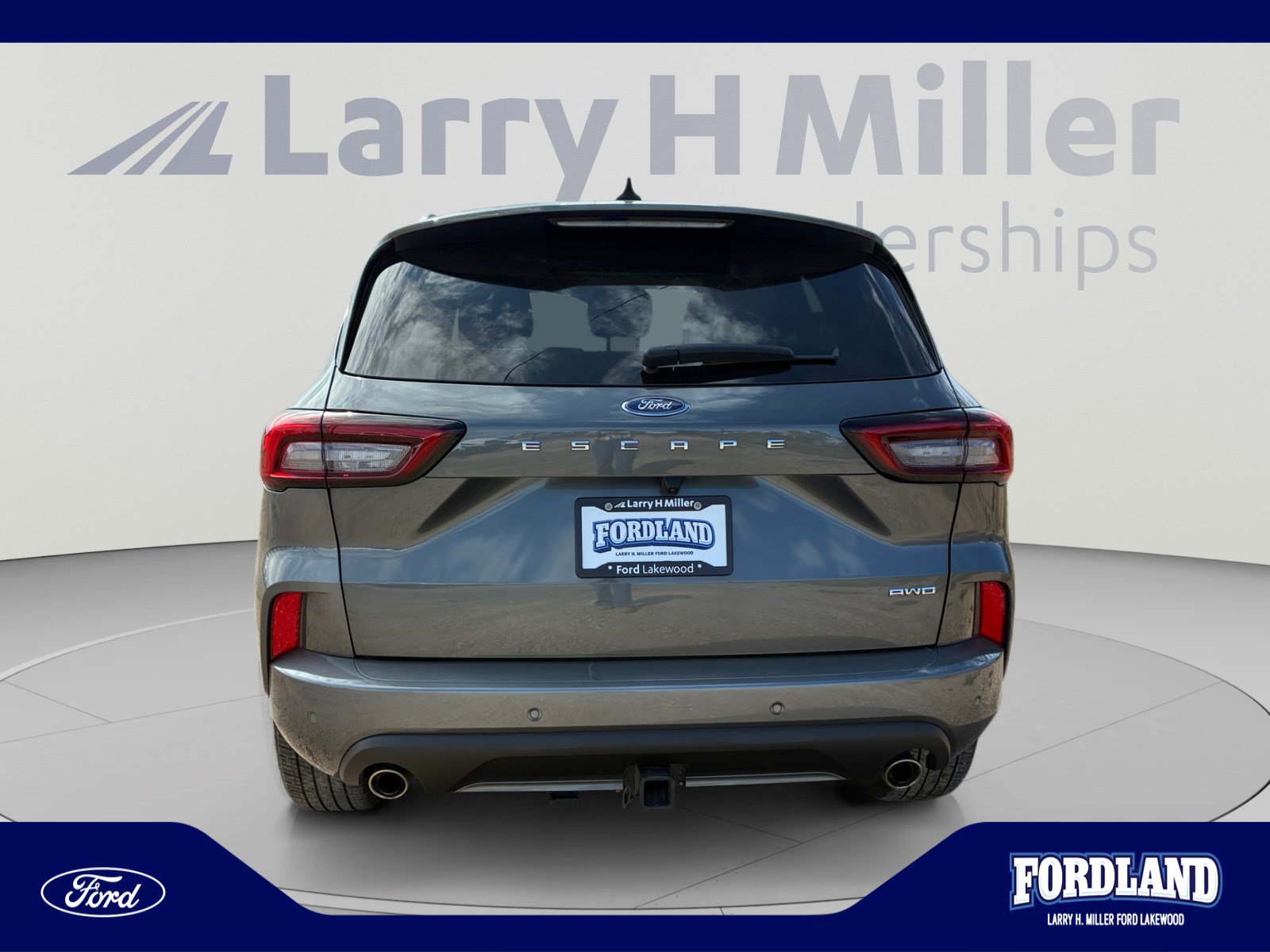 Used 2024 Ford Escape ST-Line Select w/ Tech Pack #2 AWD/4WD image 4