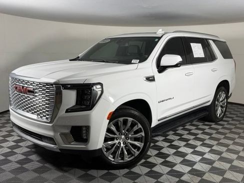 Used 2022 GMC Yukon Denali AWD/4WD image 1