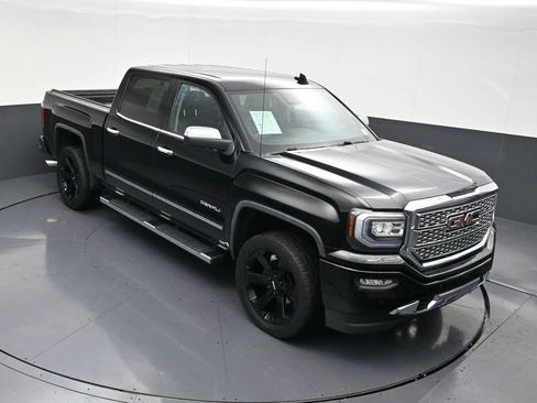 Used 2018 GMC Sierra 1500 Denali image 21