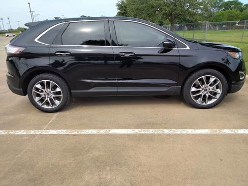 Used 2016 Ford Edge Titanium w/ Equipment Group 302A image 4