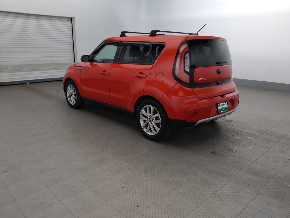 Used 2019 Kia Soul + FWD image 3