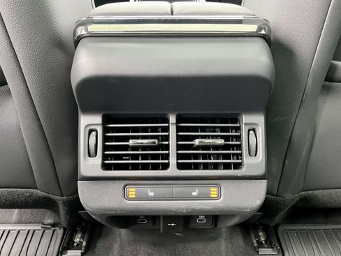 Certified 2024 Land Rover Range Rover Evoque Dynamic SE image 18