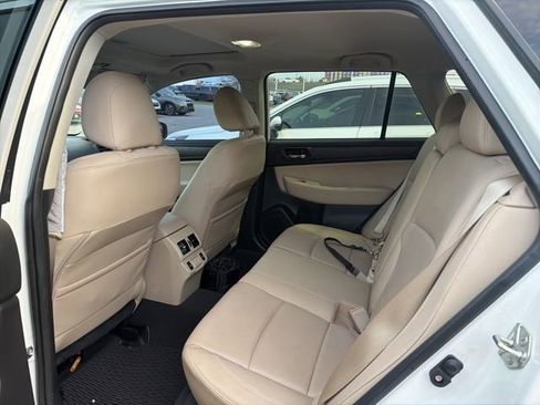 Used 2019 Subaru Outback 3.6R Limited w/ Popular Package #2 image 14