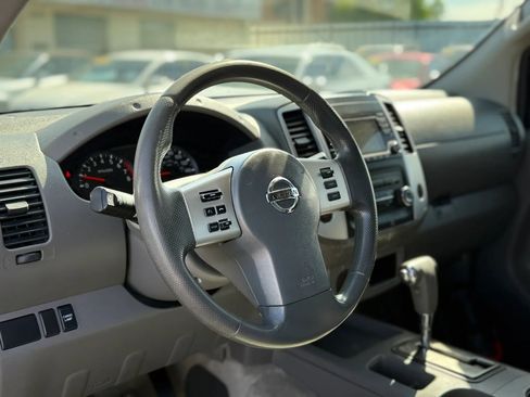 Used 2018 Nissan Frontier S RWD image 17