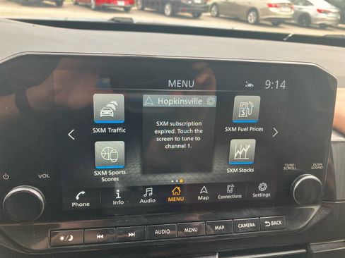 Used 2024 Nissan Pathfinder Platinum AWD/4WD image 25