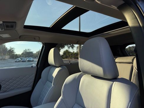 New 2025 Mitsubishi Outlander SEL image 28