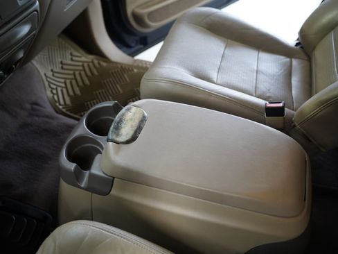 Used 2002 Ford F350 Lariat image 18