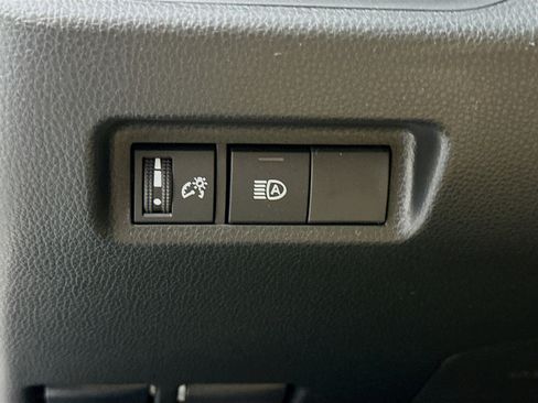 Used 2025 Toyota RAV4 LE image 17