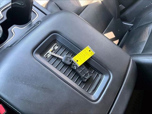 Used 2018 Chevrolet Silverado 1500 LTZ Z71 w/ Centennial Edition image 9