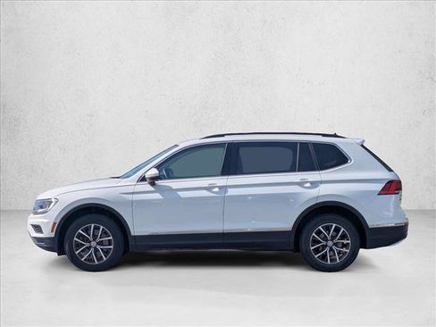 Used 2020 Volkswagen Tiguan SE w/ 3rd Row Seat Package AWD/4WD image 8