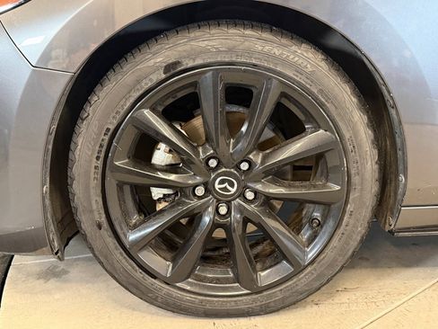 Used 2019 MAZDA MAZDA3 AWD Hatchback w/ Premium Pkg image 24