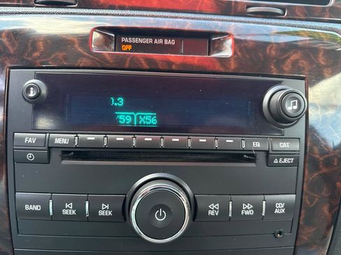 Used 2012 Chevrolet Impala LT FWD image 19