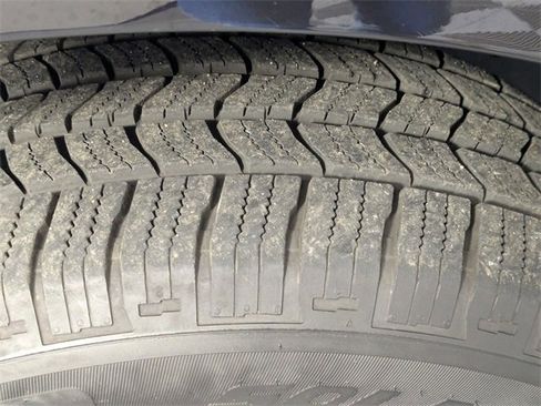 Used 2024 Ford Expedition Max Limited image 9