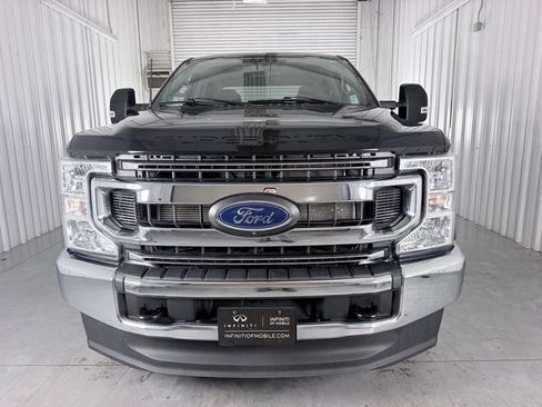 Used 2022 Ford F250 XL w/ STX Appearance Package AWD/4WD image 2