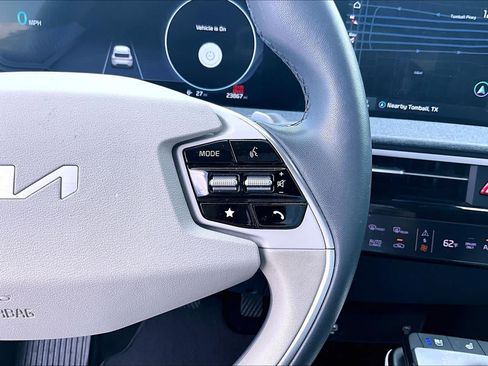 Certified 2023 Kia EV6 Wind w/ Wind Technology Package RWD image 22