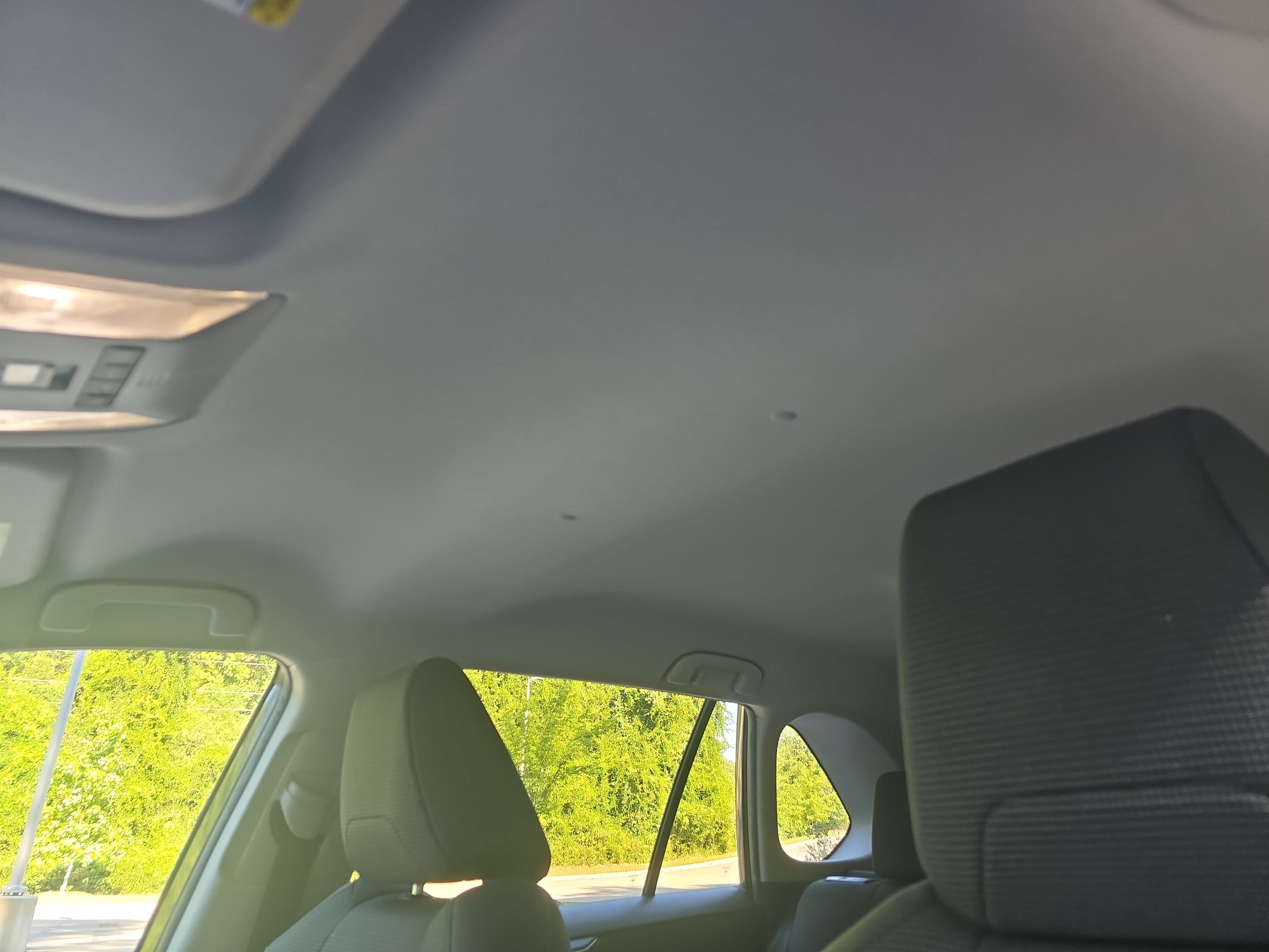 Used 2022 Toyota RAV4 LE FWD image 31