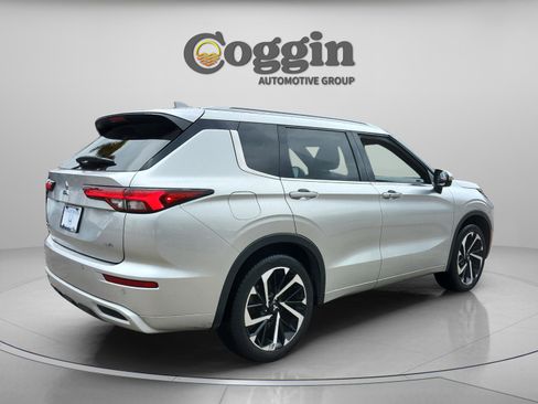 Used 2022 Mitsubishi Outlander SEL image 6