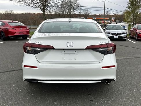 Used 2025 Honda Civic Sport image 3